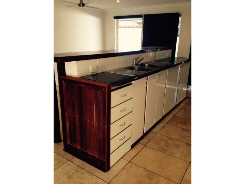 21 Norwich CL, Greenfields WA 6210