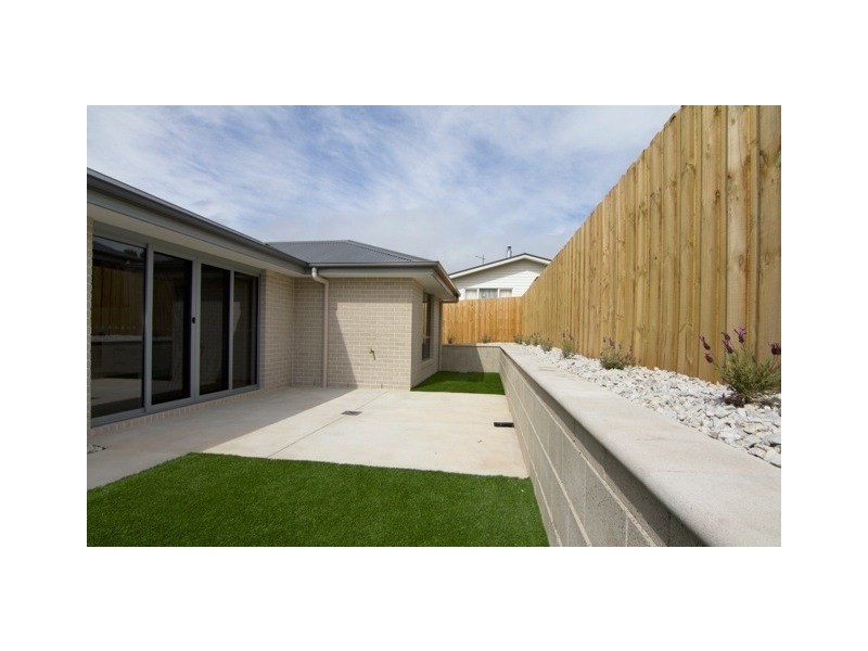 1/53 West Parade, Deloraine TAS 7304