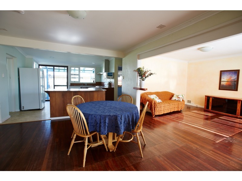 74 Gibson Street, Beaconsfield WA 6162