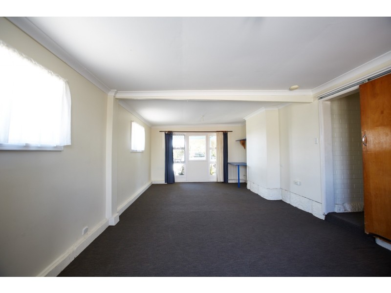 74 Gibson Street, Beaconsfield WA 6162