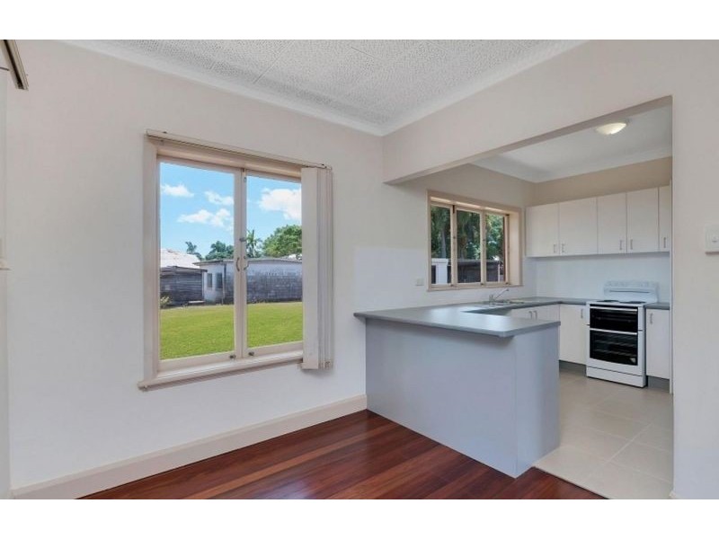 268 Aumuller Street, Westcourt QLD 4870