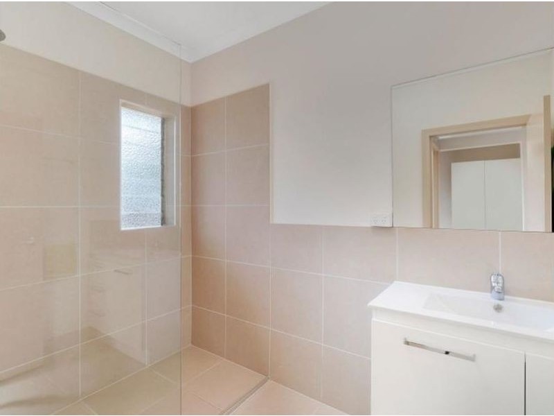 268 Aumuller Street, Westcourt QLD 4870