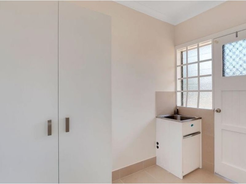 268 Aumuller Street, Westcourt QLD 4870