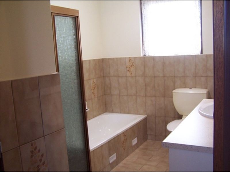 6/4 Redsails Court, West Lakes Shore SA 5020