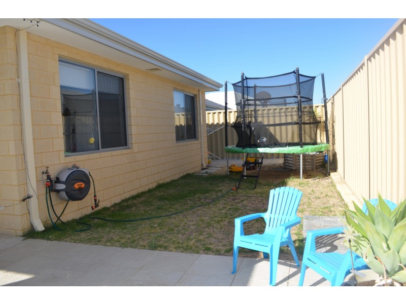 21 Uppingham Way, Butler WA 6036