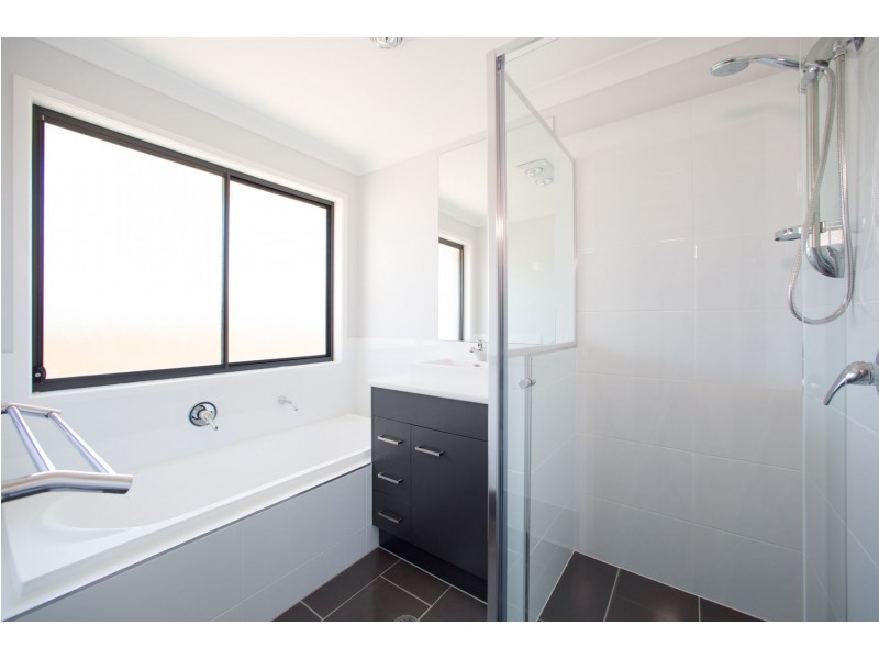 824 South Pine Road, Everton Park QLD 4053