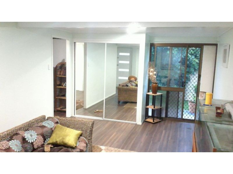 168 Lobb St, Churchill QLD 4305