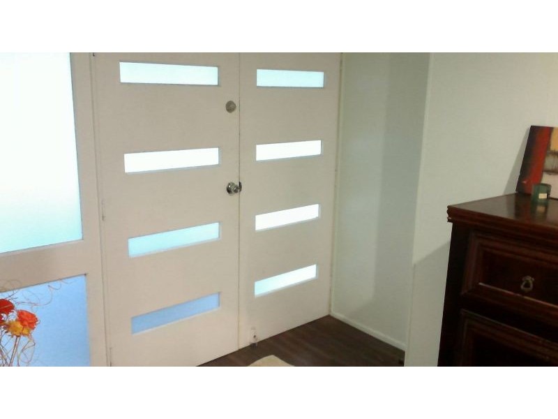 168 Lobb St, Churchill QLD 4305