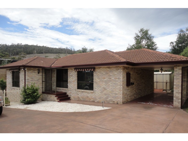 1/3 Holland Court, Howrah TAS 7018
