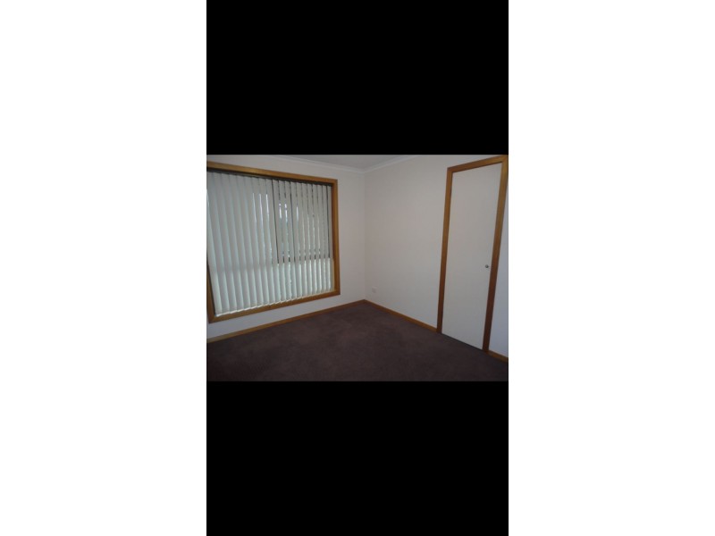 1/3 Holland Court, Howrah TAS 7018