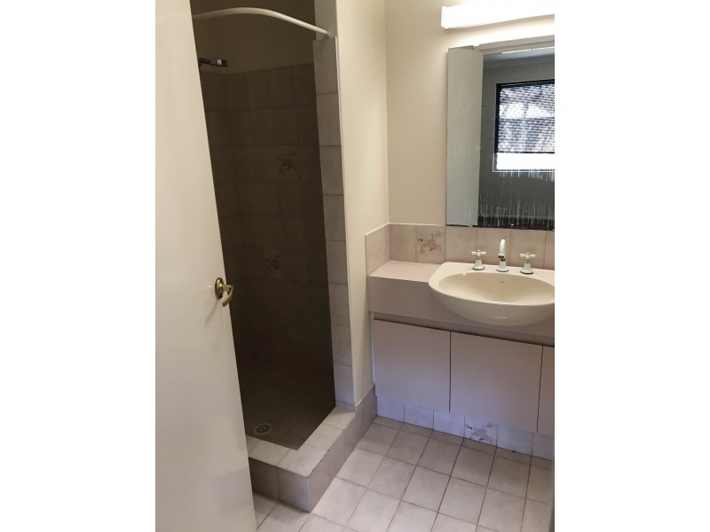 1/9 Heron Place, Maddington WA 6109