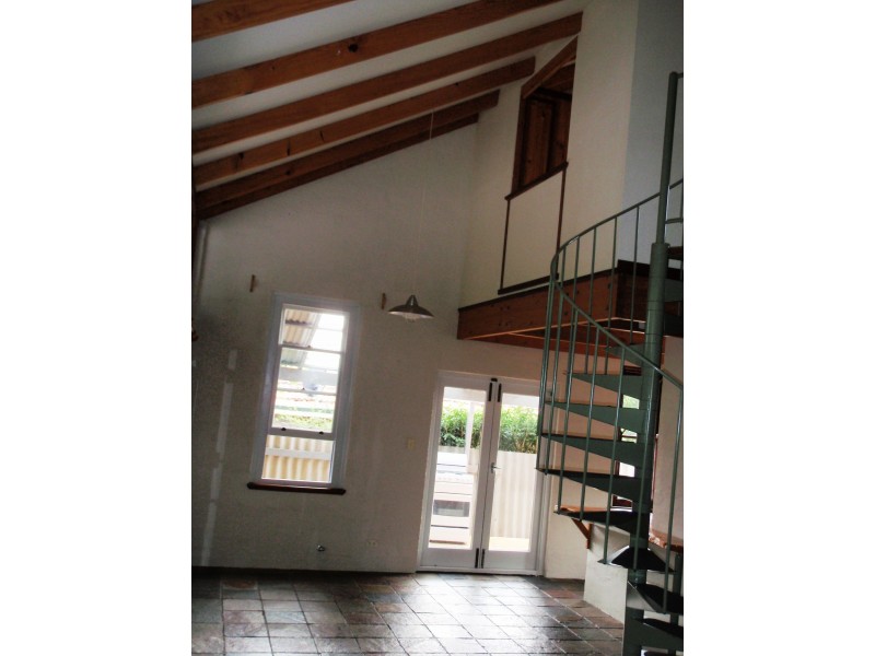 17b Hammad Street, Palmyra WA 6157