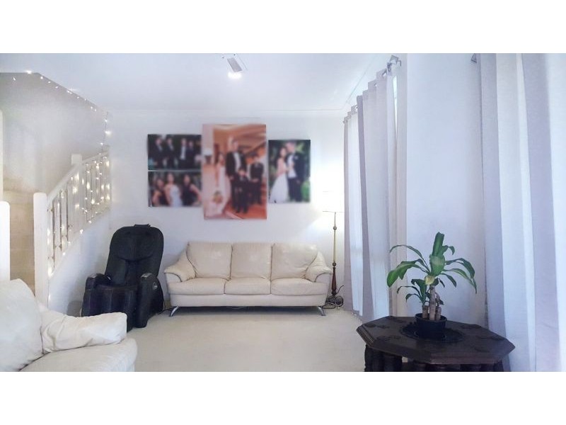 104/152 Palm Meadows Drive, Carrara QLD 4211