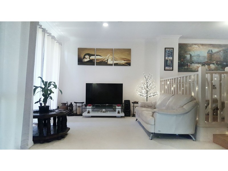 104/152 Palm Meadows Drive, Carrara QLD 4211