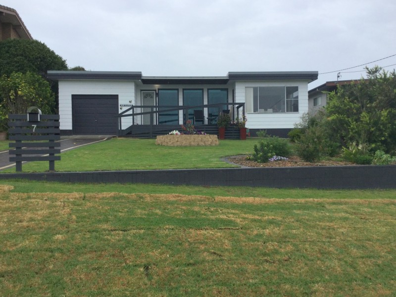 7 Shell St, Tuross Head NSW 2537