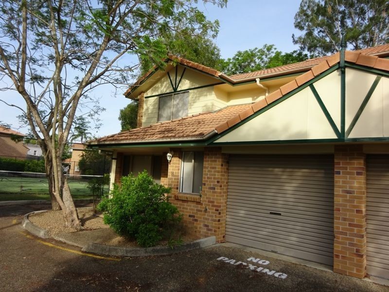18/18 Glin Avenue, Newmarket QLD 4051