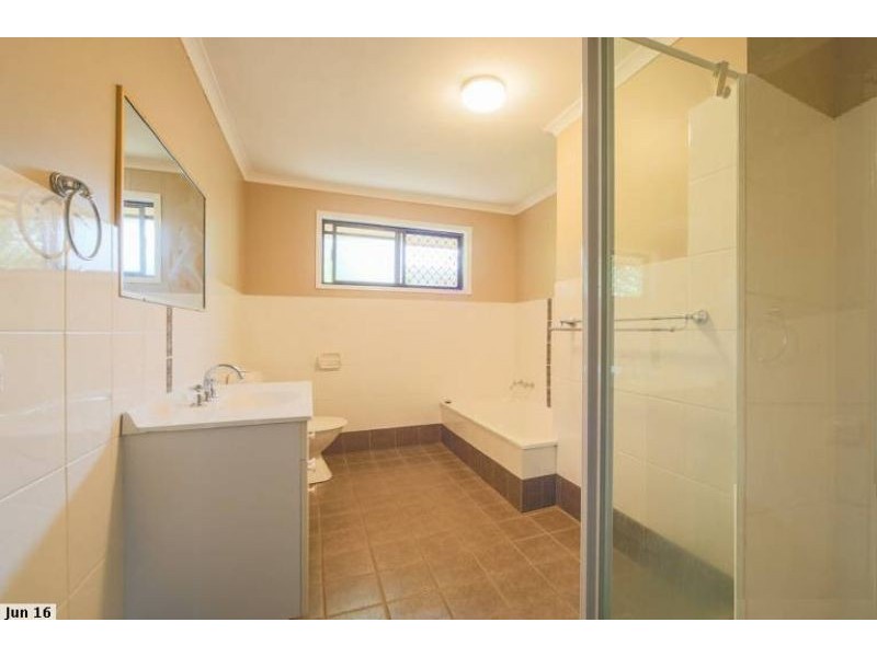 14 Turana Street, Coombabah QLD 4216