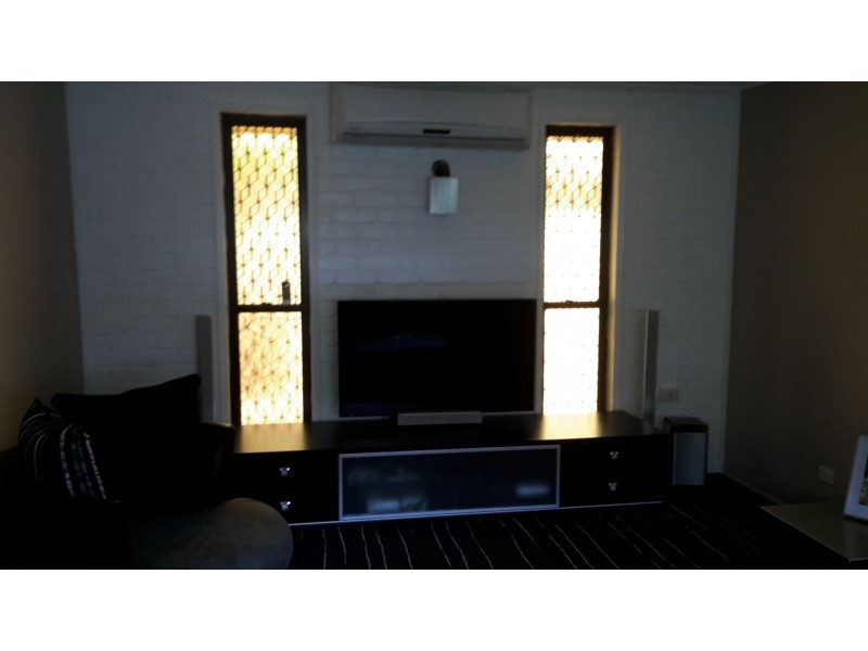 14 Turana Street, Coombabah QLD 4216