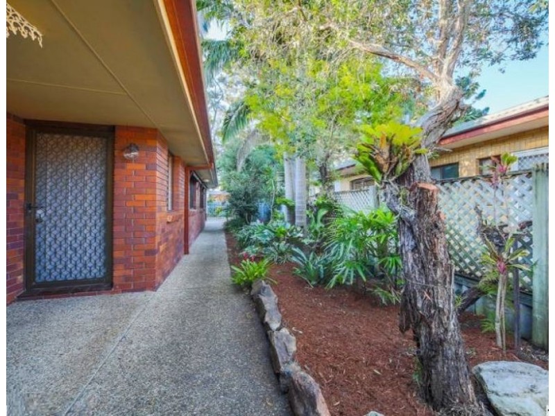 14 Turana Street, Coombabah QLD 4216