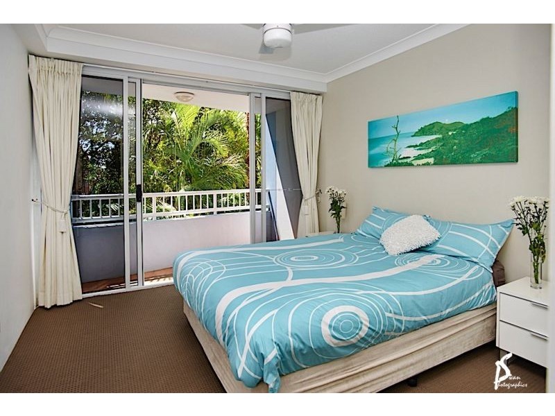 2015/2633 Gold Coast Highway, Broadbeach QLD 4218