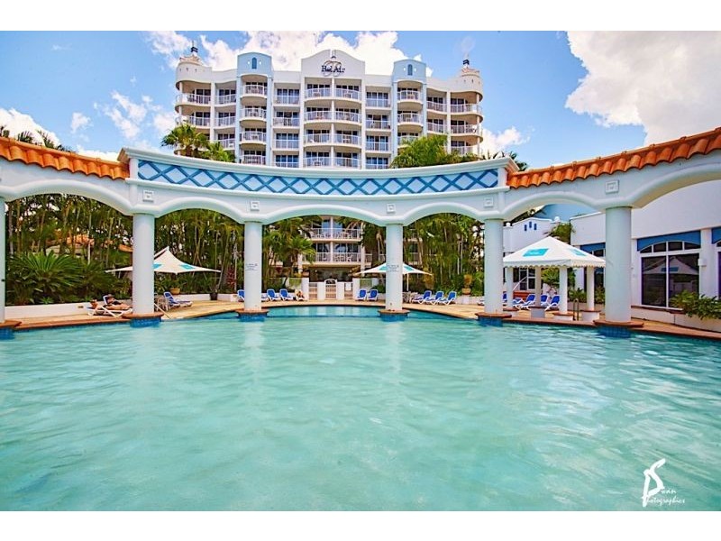 2015/2633 Gold Coast Highway, Broadbeach QLD 4218