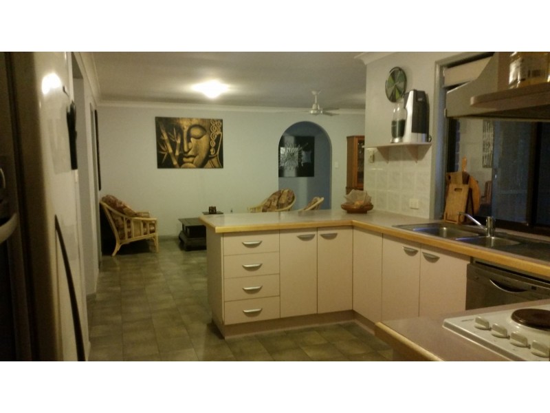 41 Burstall Ave, Belmont QLD 4153