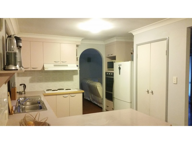 41 Burstall Ave, Belmont QLD 4153