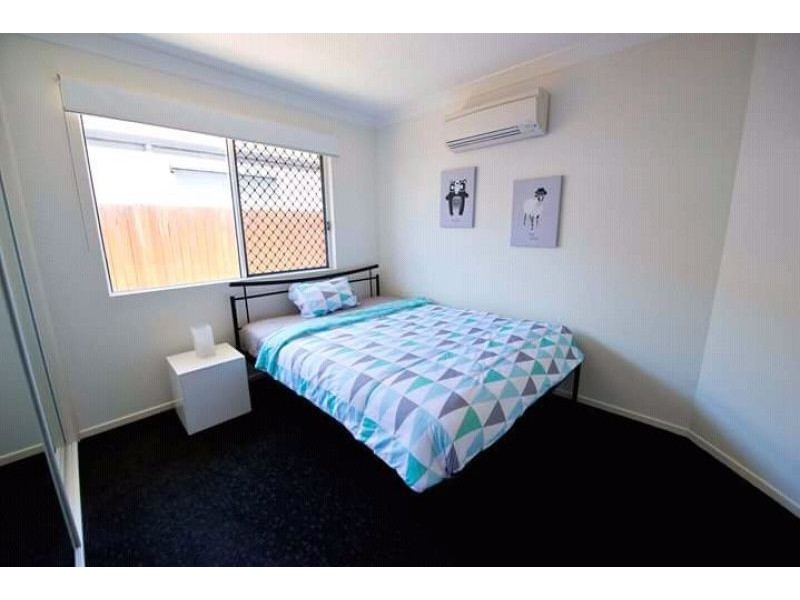 5 Isabella Avenue, Glenella QLD 4740