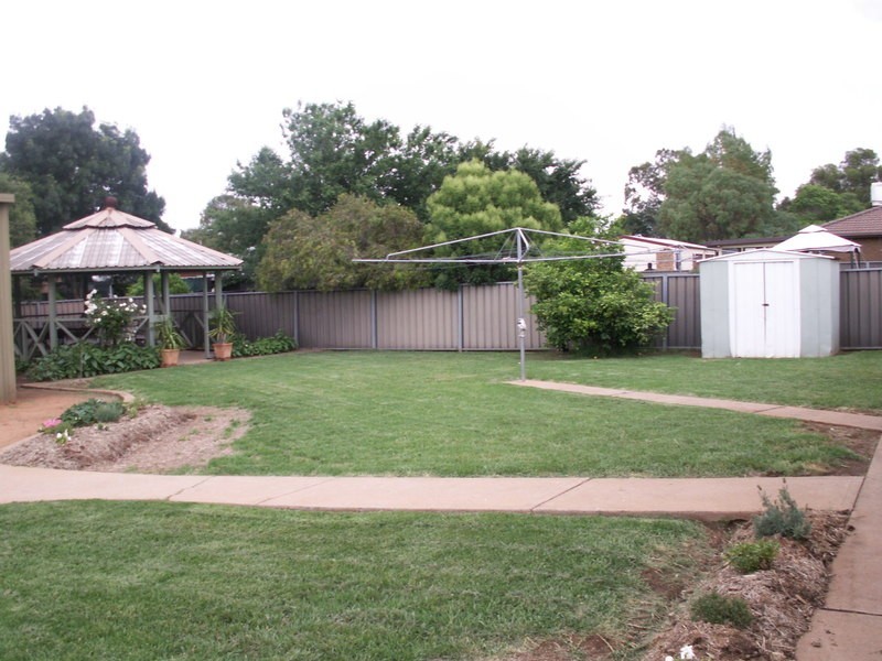 289 Myall St, Dubbo NSW 2830
