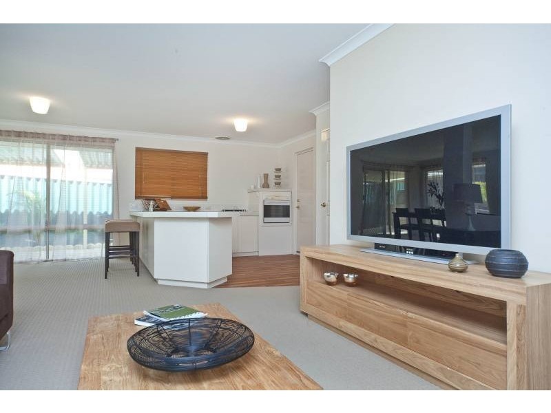 3 Kippax Court, Ballajura WA 6066