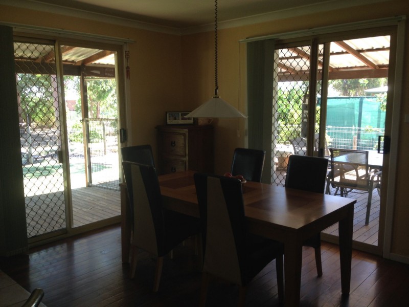 8 Moss St, Narrogin WA 6312