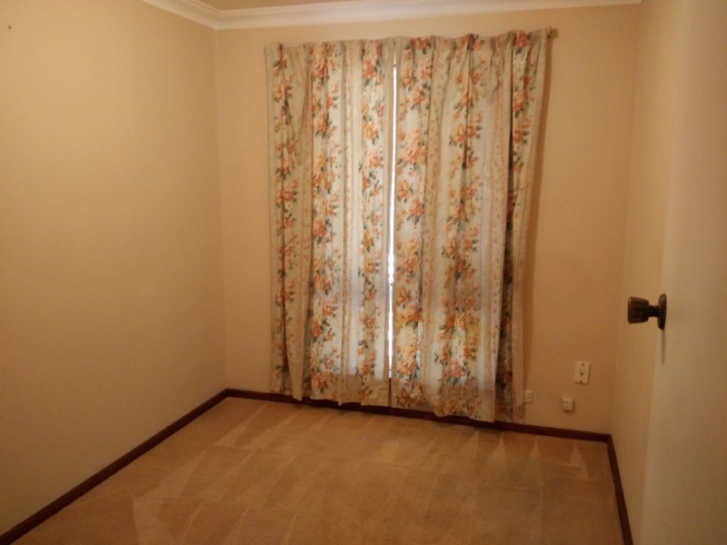 8 Bossea Place, Ferndale WA 6148