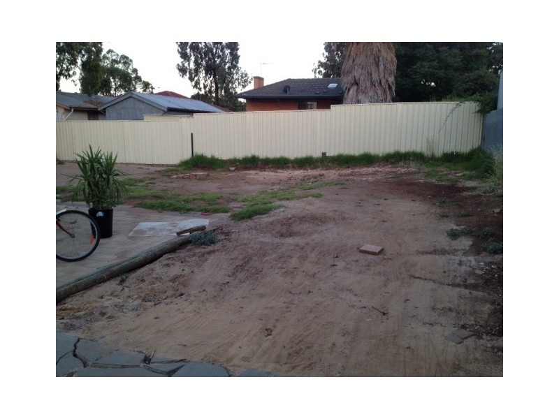 30B Lindsay Ave, Valley View SA 5093