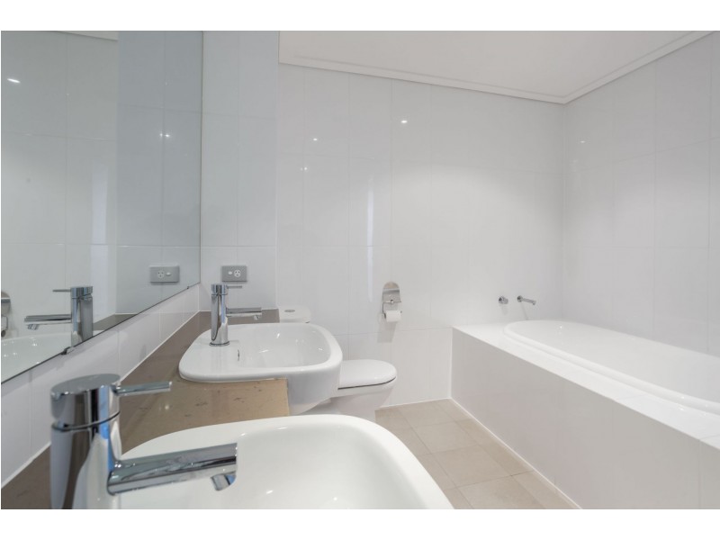 8/20 Enderby Close, North Coogee WA 6163