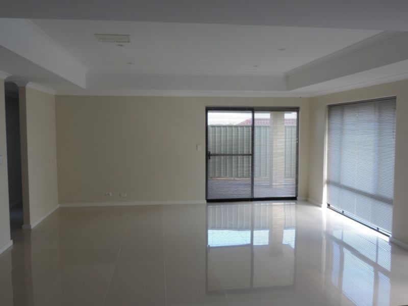 16 Zenith Turn, Baldivis WA 6171