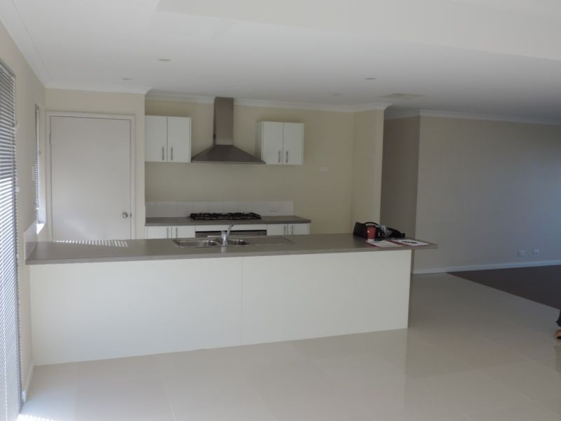 16 Zenith Turn, Baldivis WA 6171