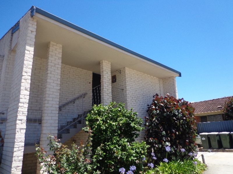 8/4 Bulimba road, Nedlands WA 6009