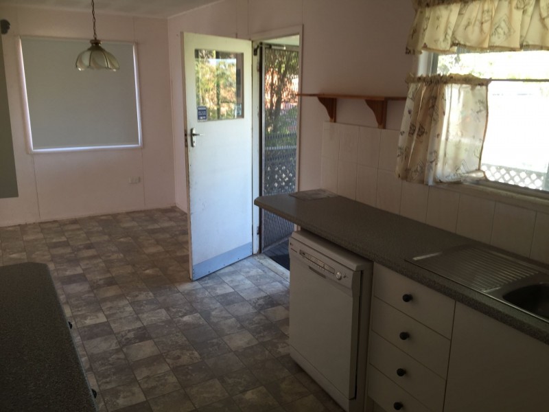 6 Grace Street, Scarborough QLD 4020