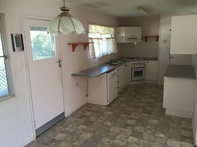 6 Grace Street, Scarborough QLD 4020