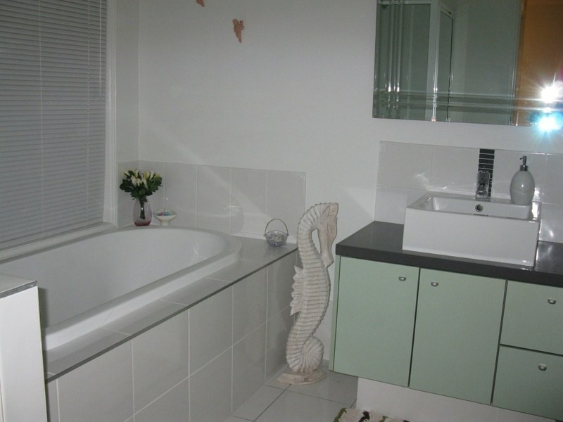 35-41 William Humphreys Drive, Mundoolun QLD 4285