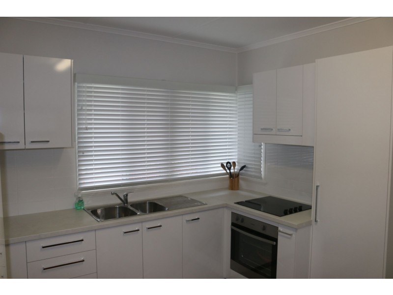 46 Unmack Street, Chermside QLD 4032