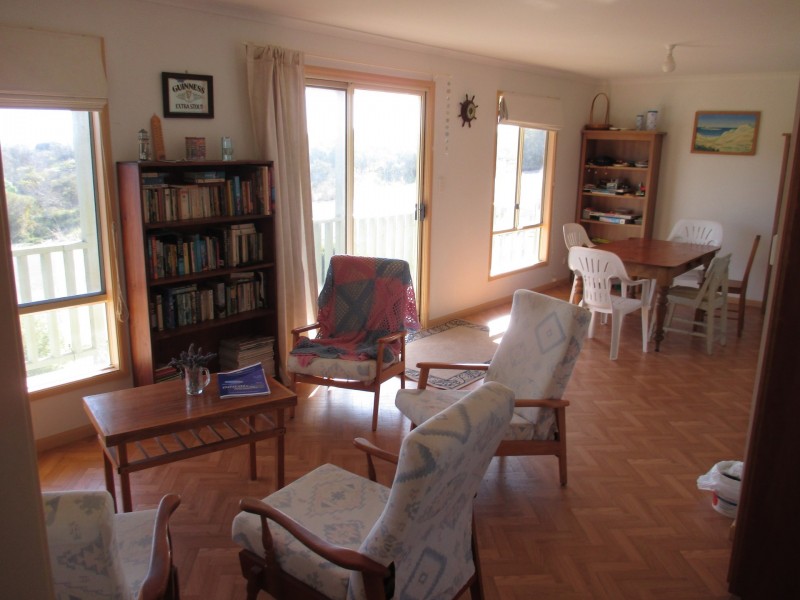 4 Esplanade, Hardwicke Bay SA 5575