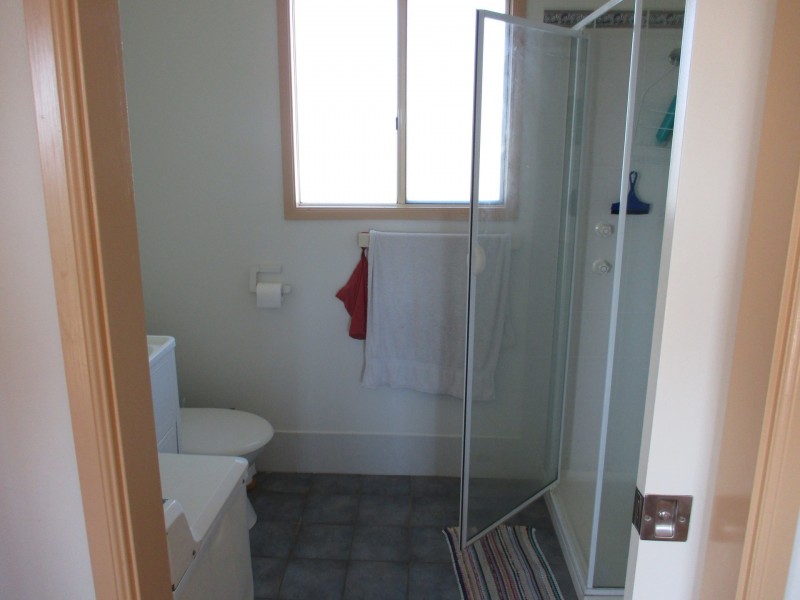 4 Esplanade, Hardwicke Bay SA 5575