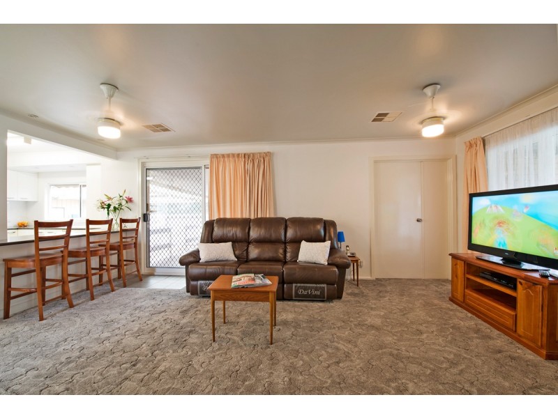 107 Fowler St, Deniliquin NSW 2710