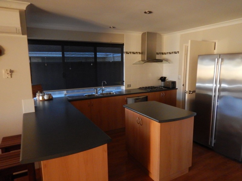 24 Clearwater Way, Singleton WA 6175