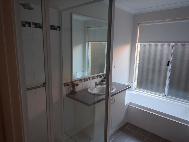 24 Clearwater Way, Singleton WA 6175