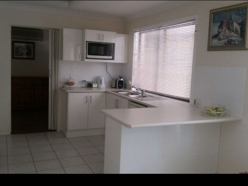 1 Peverell st, Hillcrest QLD 4118