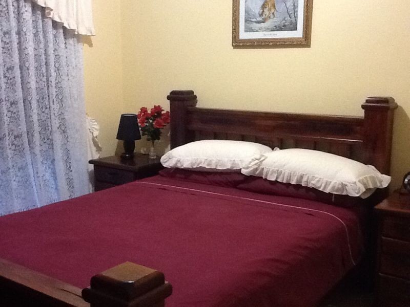 1 Peverell st, Hillcrest QLD 4118