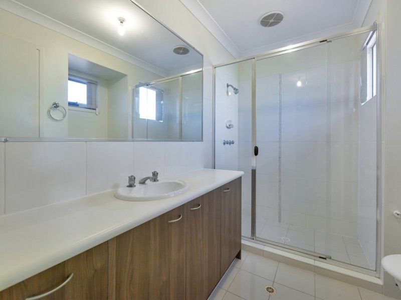 2 Mead Place, Calamvale QLD 4116