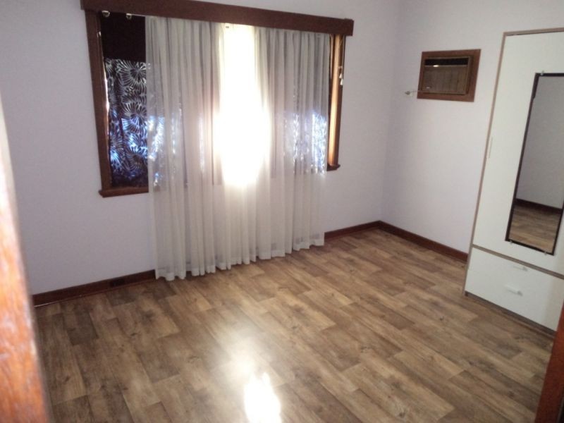 8 Third Avenue, Applecross WA 6153